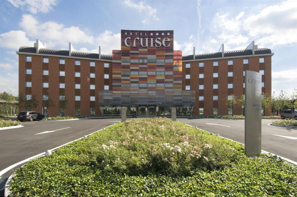 Hotel Cruise Lucino Exterior foto